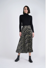 Load image into Gallery viewer, CHAIN PLEATED SKIRT
