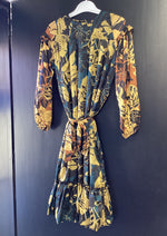 Load image into Gallery viewer, PATTERN SILK DRESS
