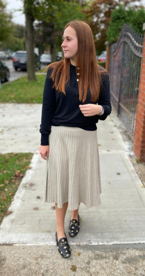 Pleated Knit Skirt