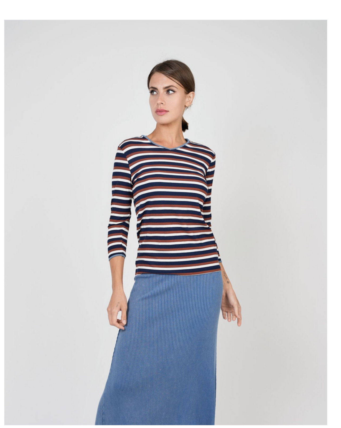 LADIES STRIPED CONTRAST V NECK TEE