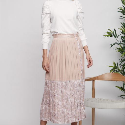 Sweater with Cotton Ruffled Sleeve