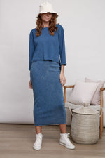 Load image into Gallery viewer, Midi Length Ribbed Denim Skirt

