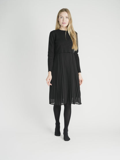 Black Pleated Jumper With Sweater