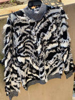 Load image into Gallery viewer, B &amp; W Fringe Sweater
