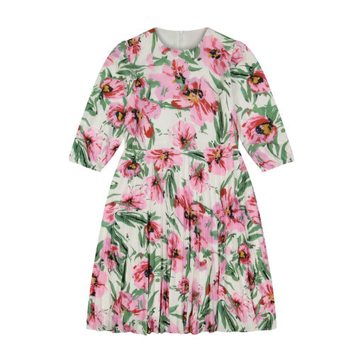 Oversized Floral Splash with Neat Pleats