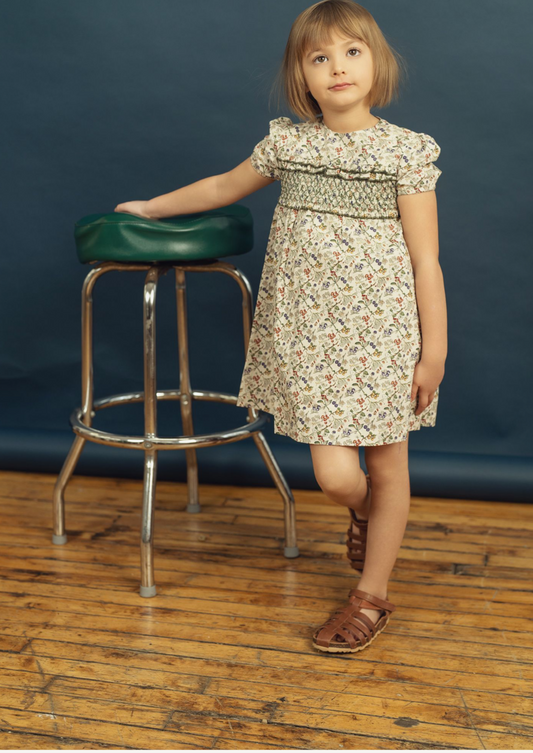 GIRLS DRESS WITH SMOCK STITCH