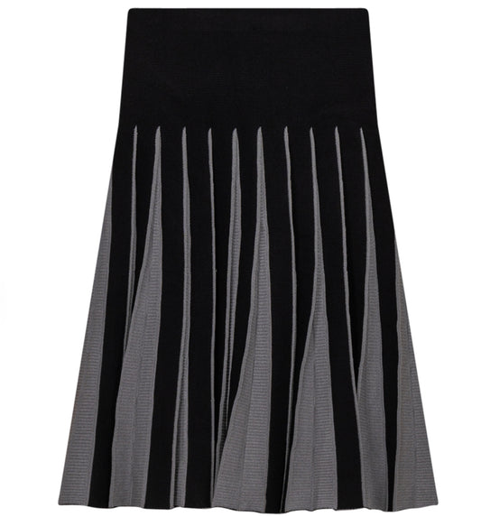 Contrast Pleated Skirt