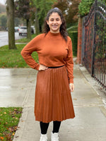 Load image into Gallery viewer, Leather Look Pleated Skirt

