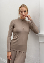 Load image into Gallery viewer, Point Henley Mock Neck
