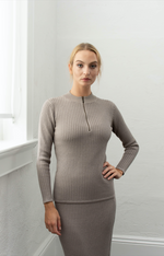 Load image into Gallery viewer, Point Cable Knit Half Zip
