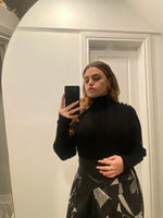 Load image into Gallery viewer, Ribbed Turtleneck
